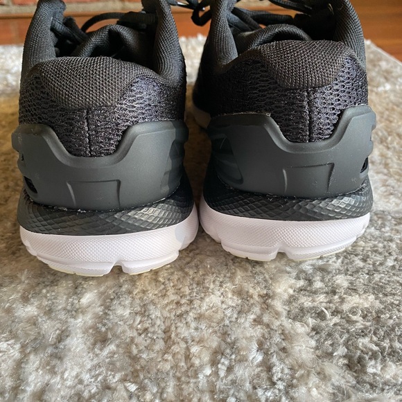 Under Armour charged Gemini Athletic Shoes - Picture 6 of 10